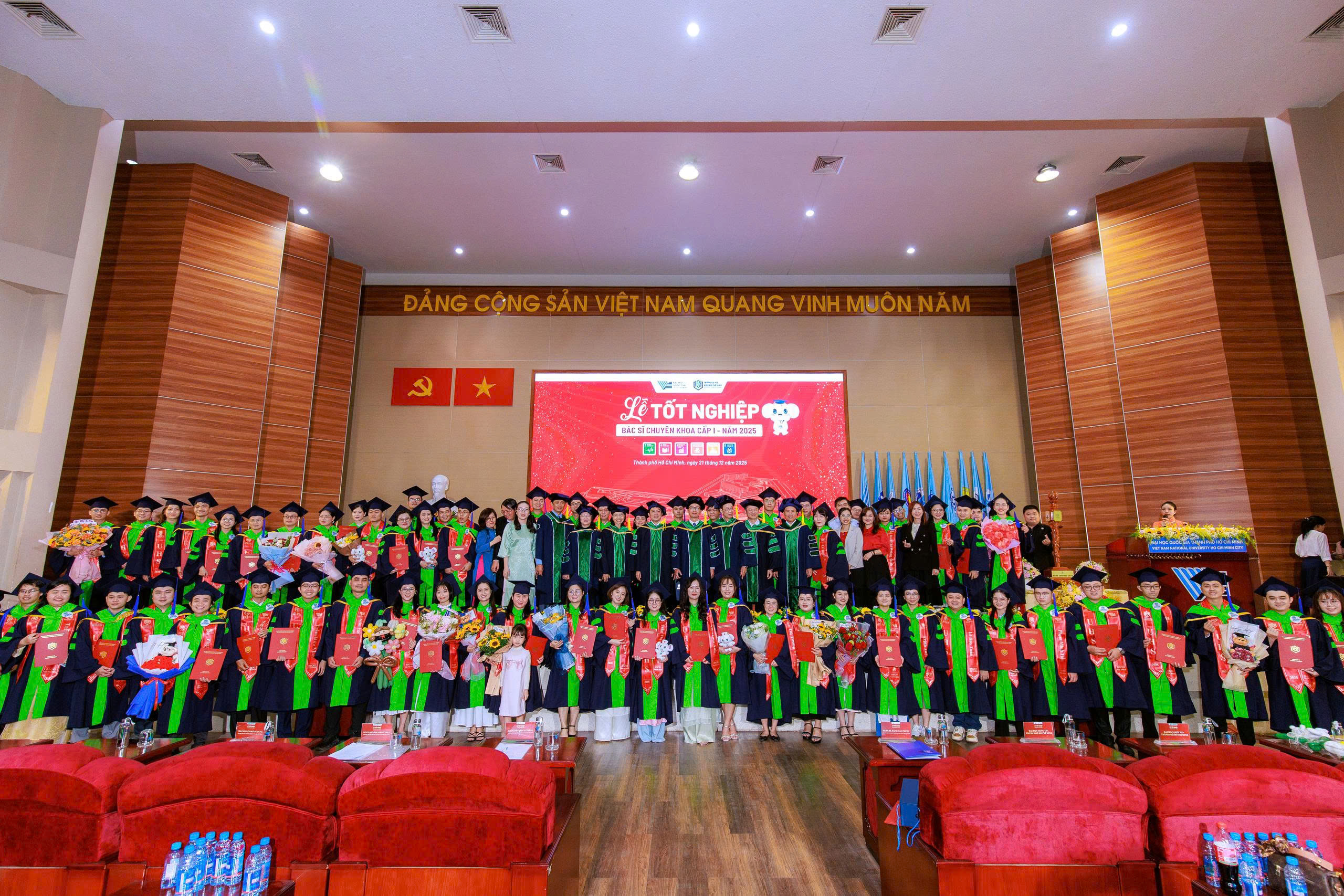 Không gian thư viện UHS